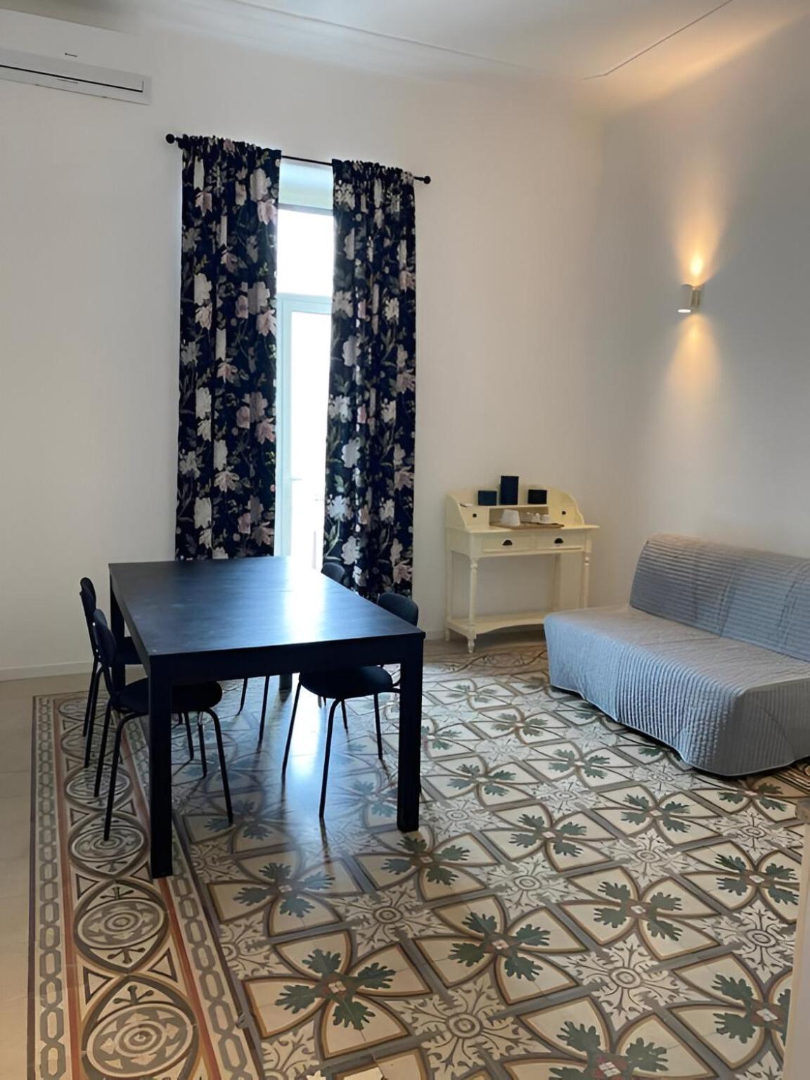 Bari Landlord 242 - Central Station Apartments Luaran gambar
